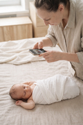 Så fotograferar du din baby hemma